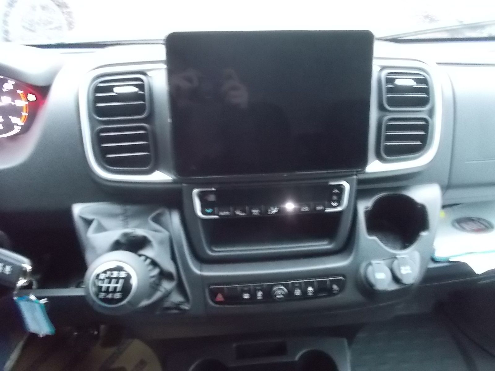 Fahrzeugabbildung Fiat Ducato 35 L3H2 KAWA Blech 140 PS