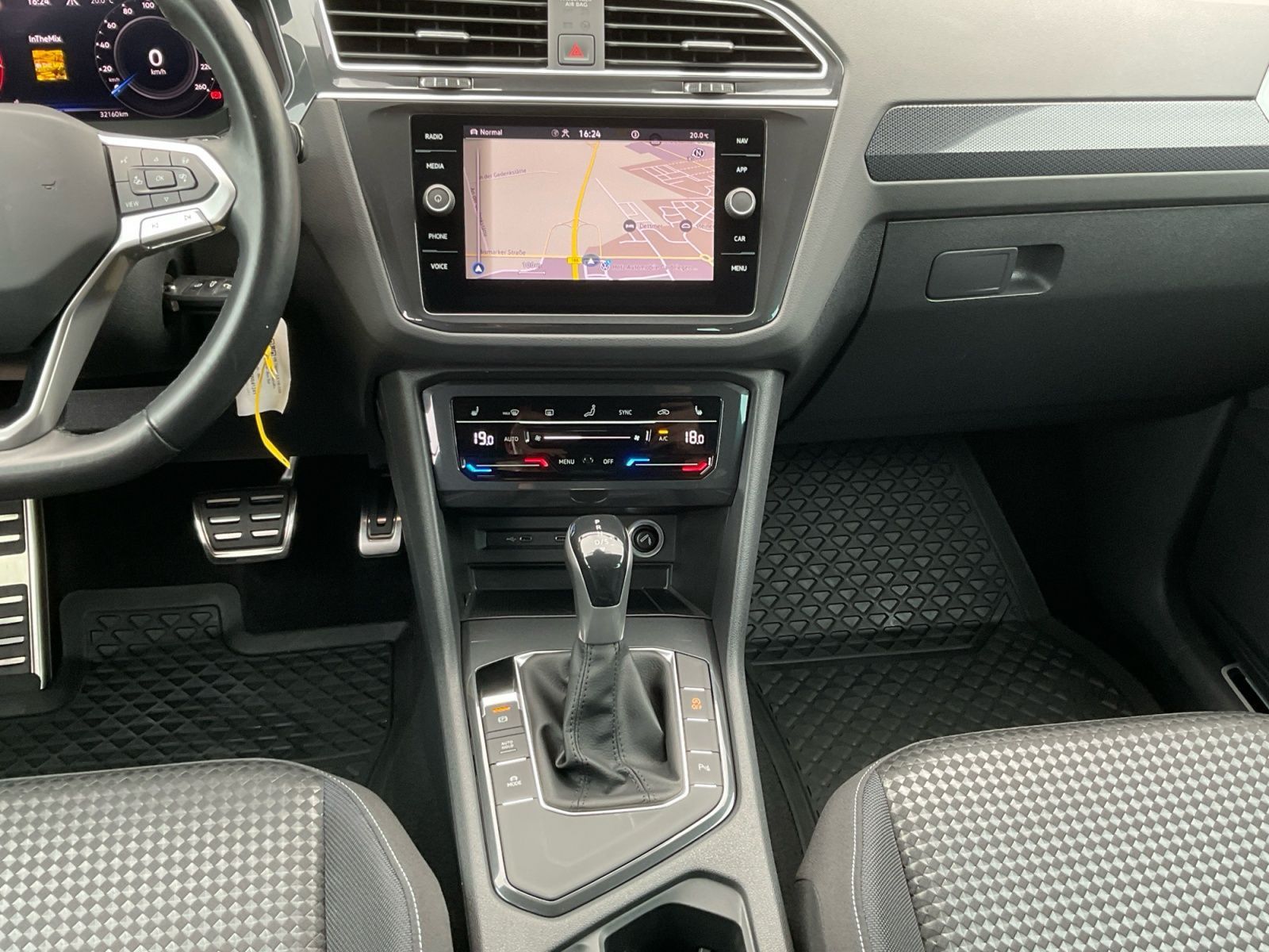 Volkswagen Tiguan - Bild 11