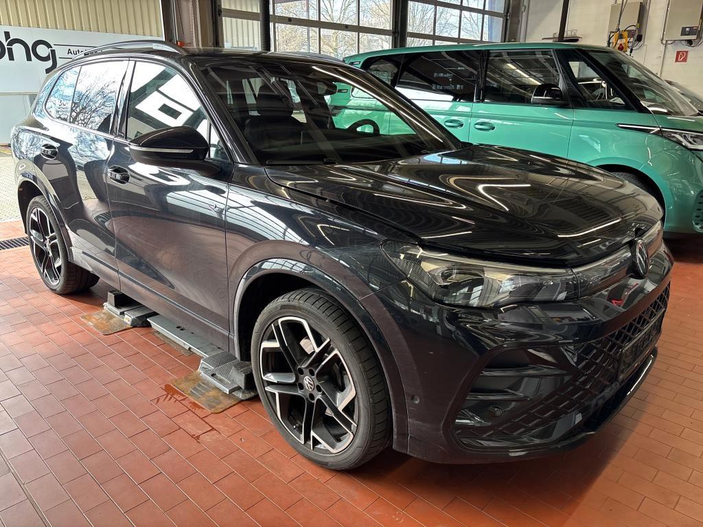 Volkswagen Tiguan 2.0 TDI DSG 4M R-Line Pano/Black Style