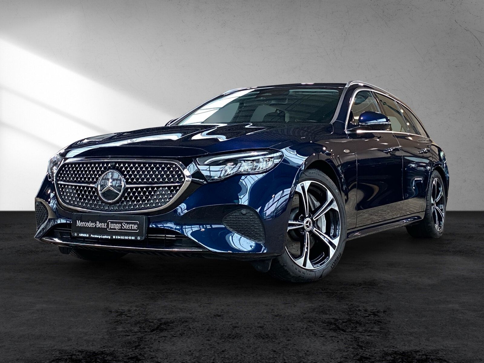 Mercedes-Benz E 300 T de Avantgarde Navi Kamera Distr. Sitzh foto 2