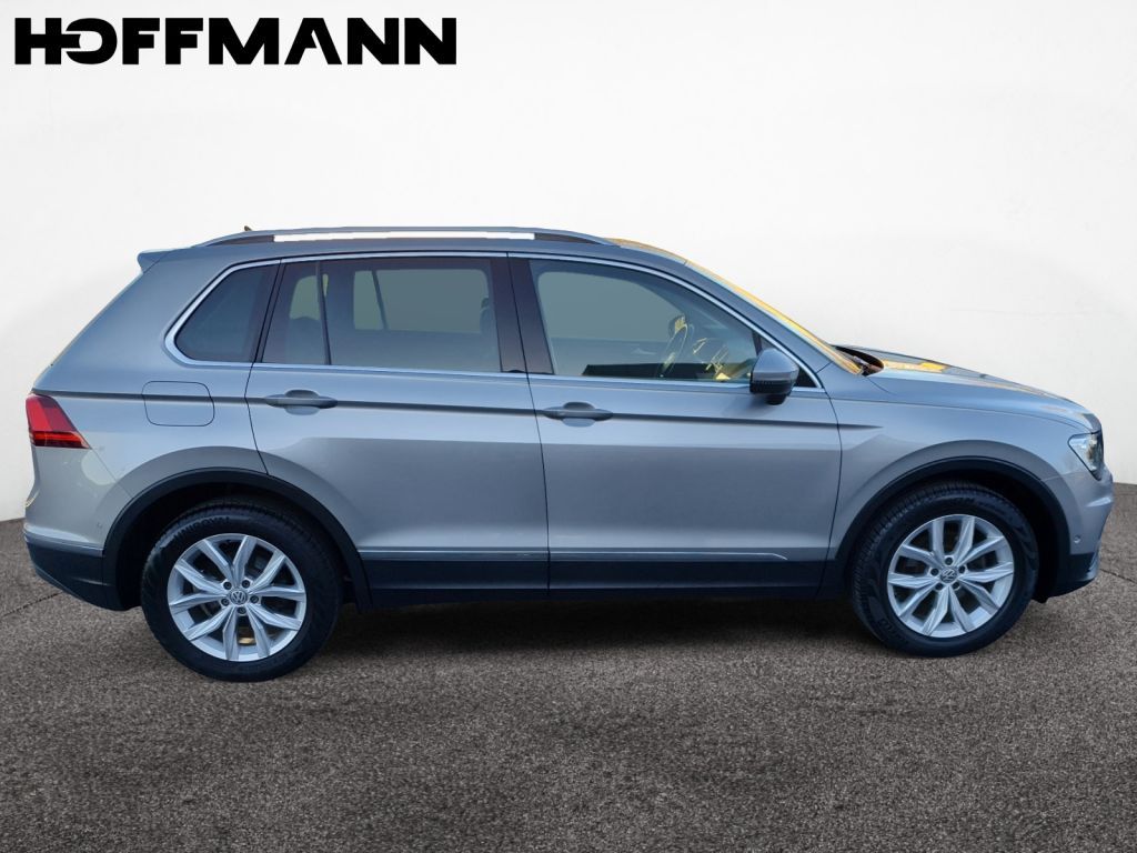 Fahrzeugabbildung Volkswagen Tiguan 2.0 TDI DSG HighlineAHZV,LED,Navi,SH