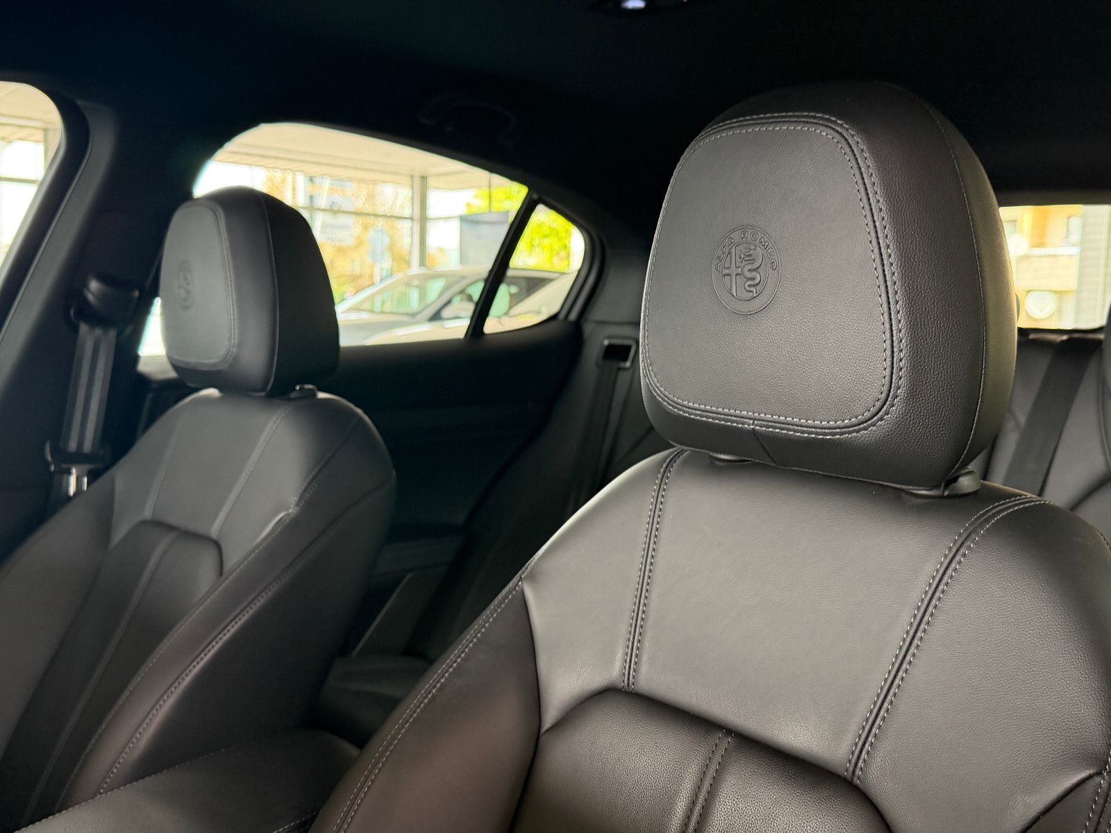 Fahrzeugabbildung Alfa Romeo Stelvio Ti Q4/MEMORY/NAVI/KAMERA/ACC/KLIMA