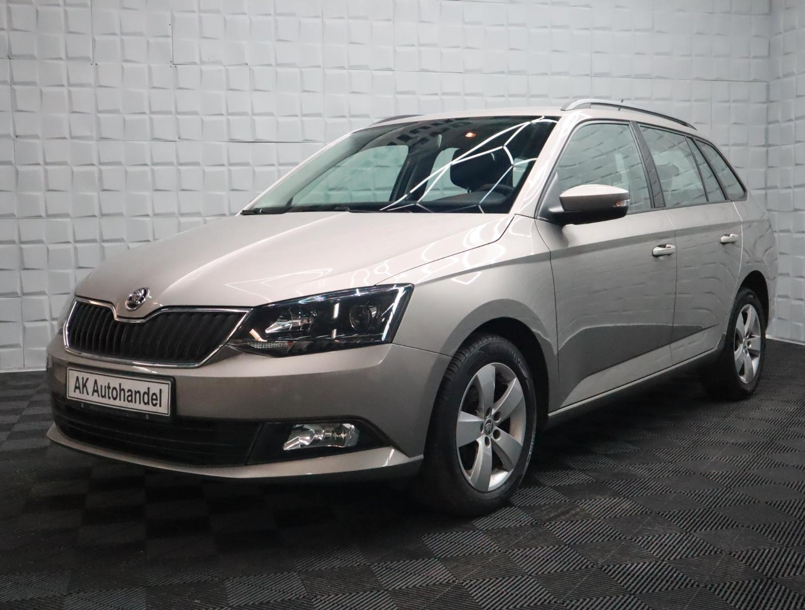 Skoda Fabia Combi Ambition SHZ PDC Klima Temp. 8-fach