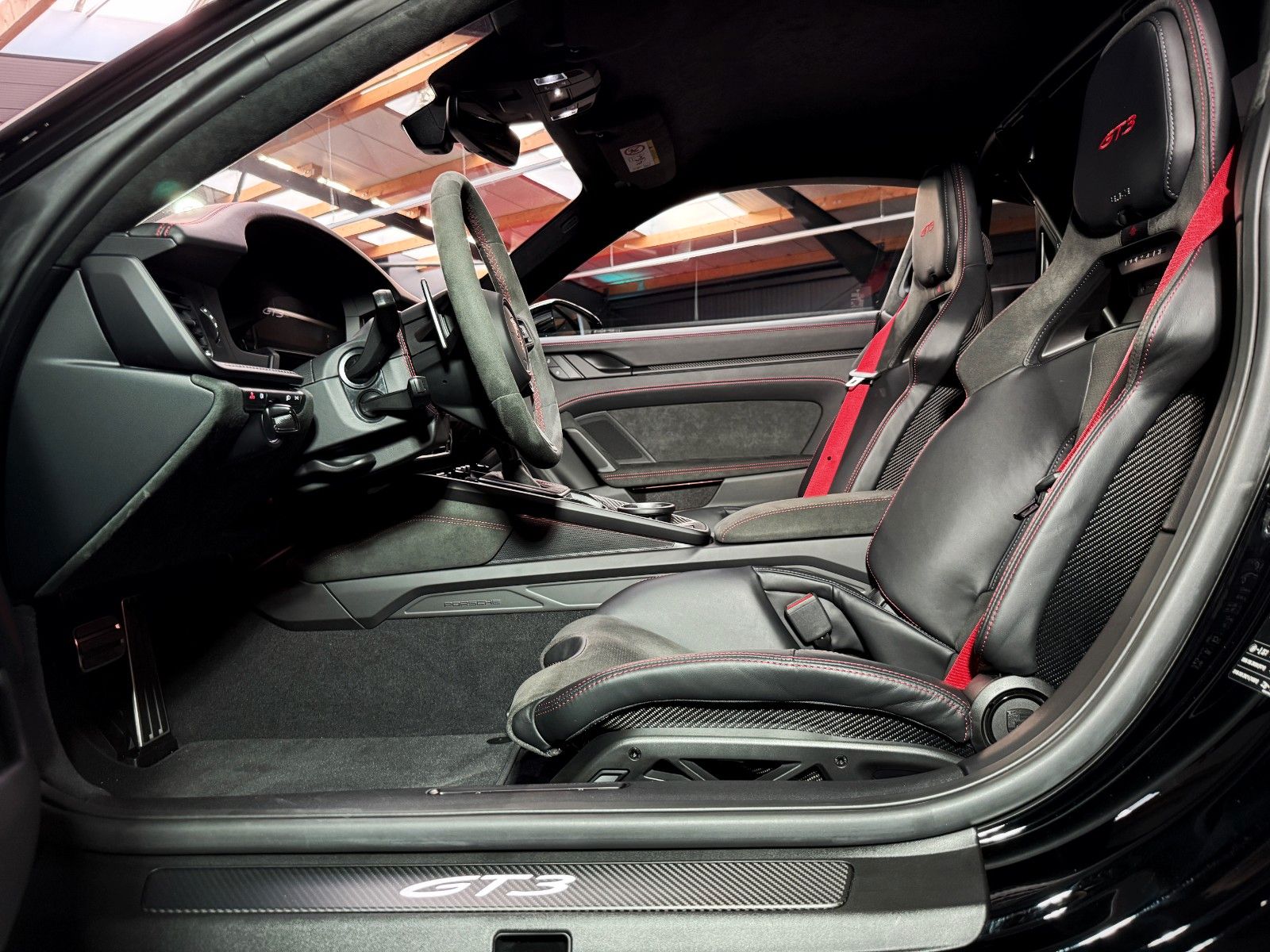 Fahrzeugabbildung Porsche GT3 + 1. Hand + 1.835 km + Lift + Carbon + BOSE