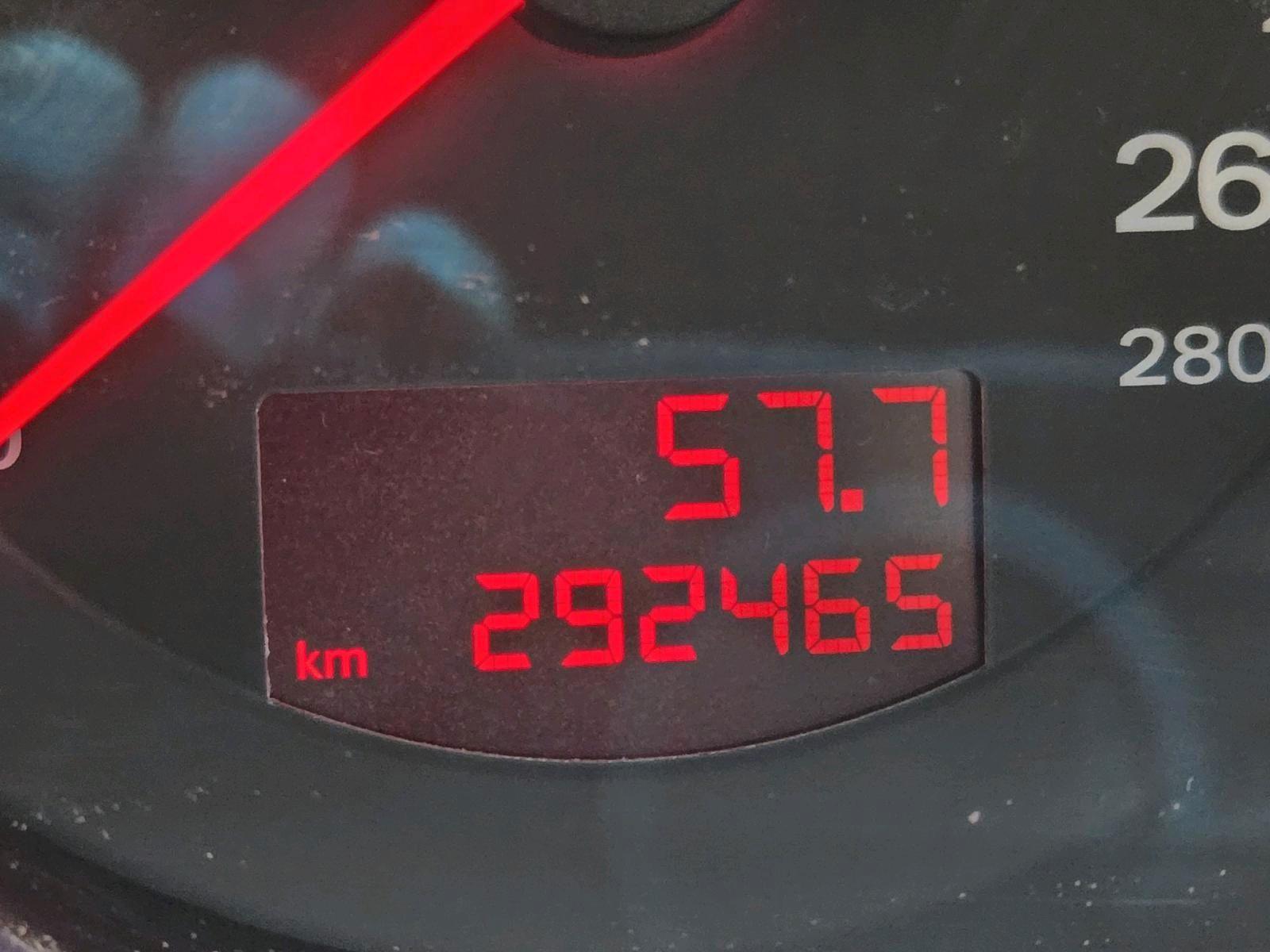 Audi Quattro 2005 — photo 14