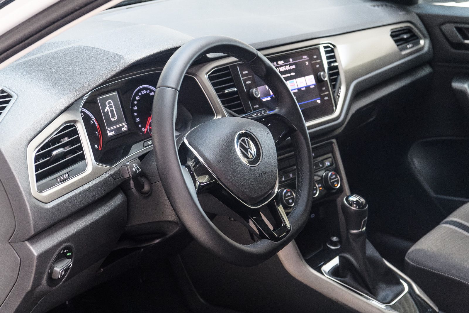 Fahrzeugabbildung Volkswagen T-Roc Style +Bicolor +Navi *GJR+SHZ+LANE ASS