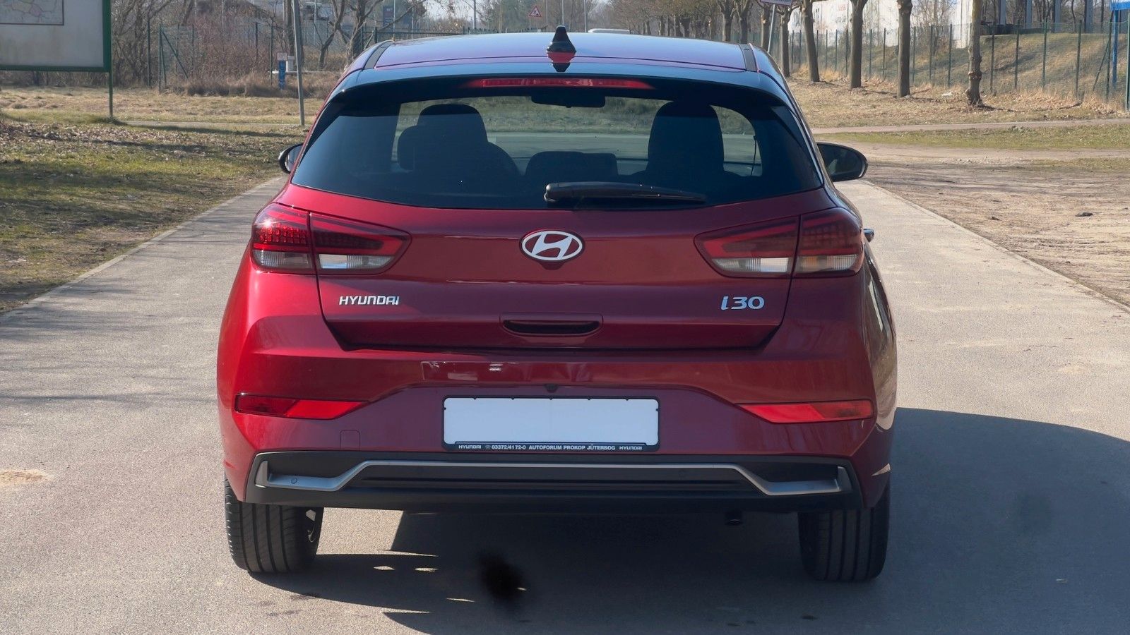 Fahrzeugabbildung Hyundai i30 1.0 T-GDI Advantage *Navi*CarPlay*RFK*LED*