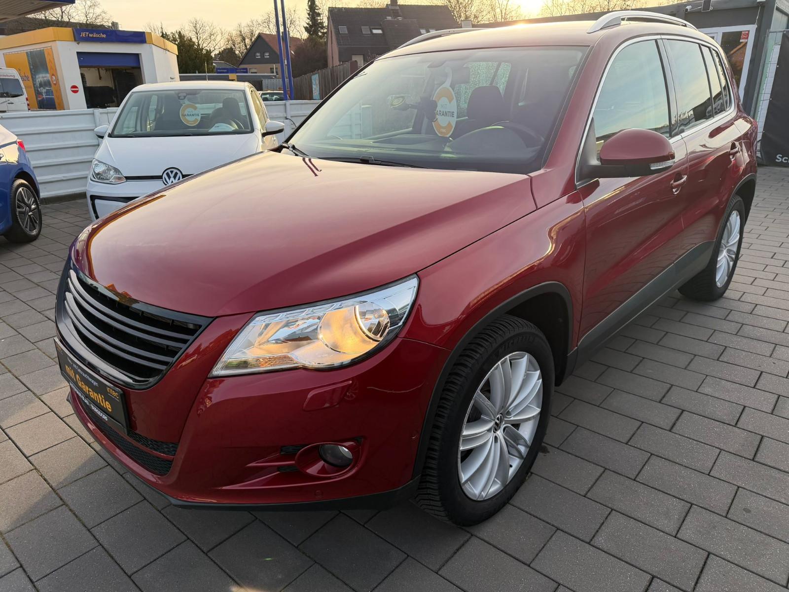 Volkswagen Tiguan 4Motion*DSG*KEYLESS*KAMERA*AHK*NAVI