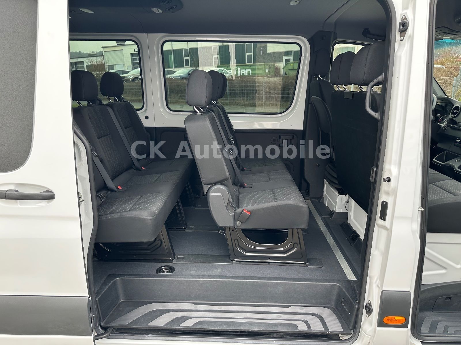 Fahrzeugabbildung Mercedes-Benz Sprinter III Tourer 316 CDI Autom/9 Sitze/Kamera