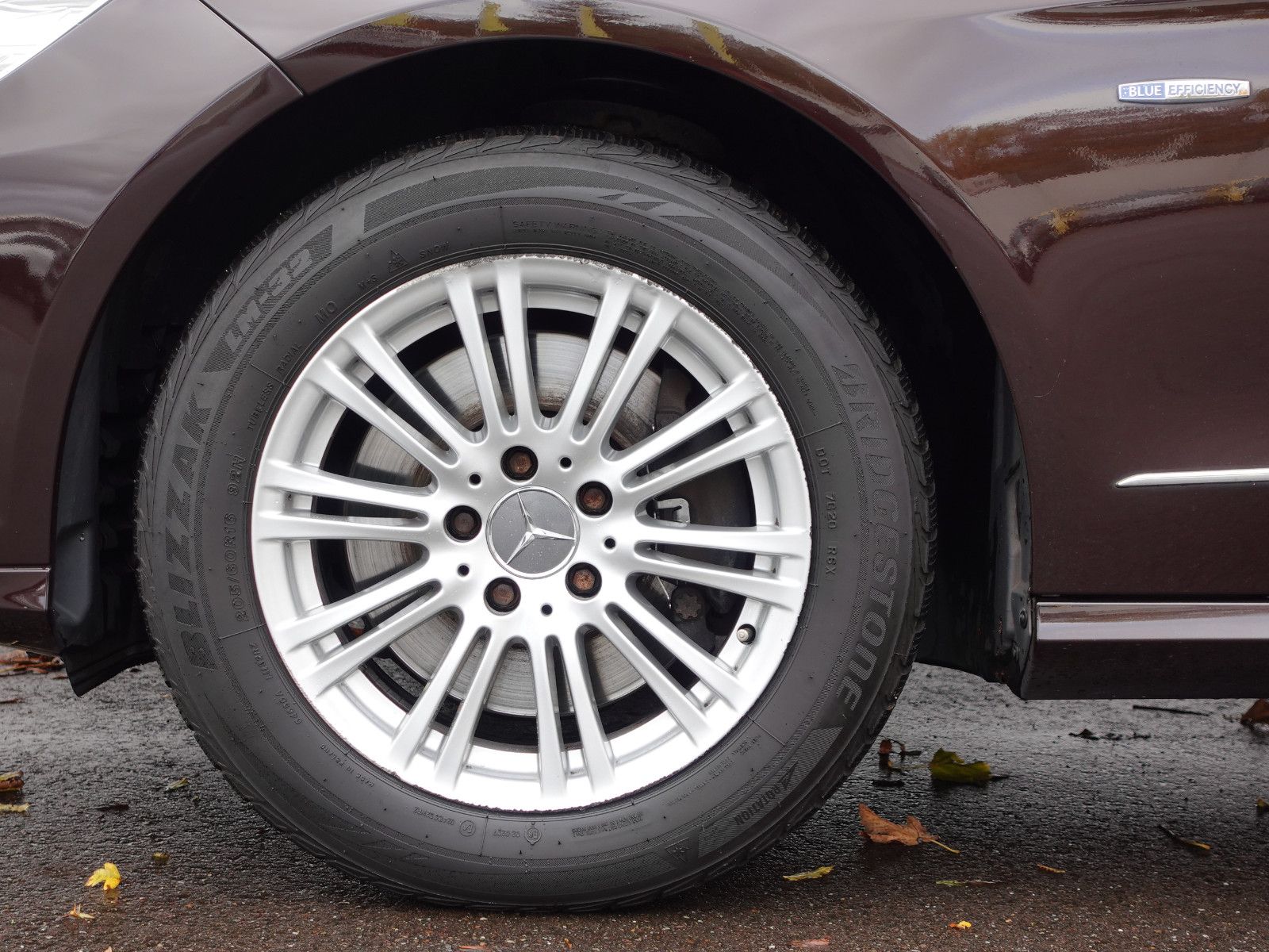 Fahrzeugabbildung Mercedes-Benz E 350 CGI Elegance,Navi,Sitzhzg,Händlerfahrzeug