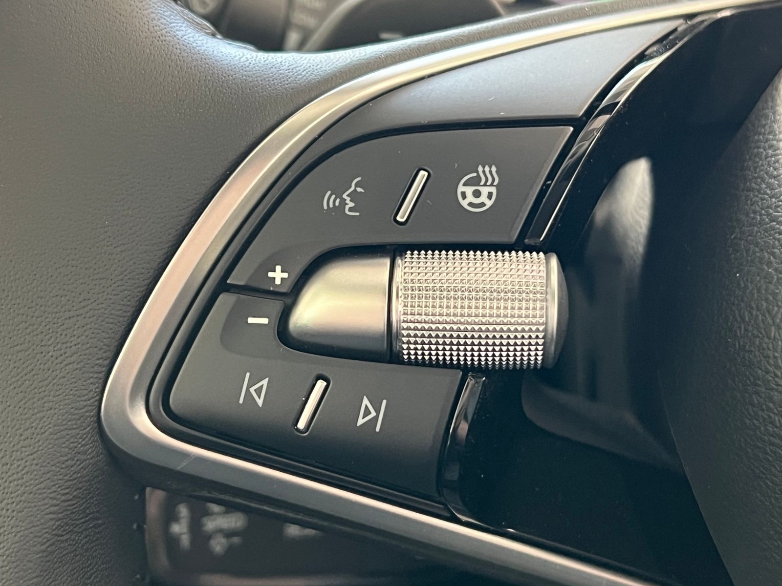 Fahrzeugabbildung SKODA Superb Combi Selection 1.5 TSI mHEV DSG *AHK, Ar