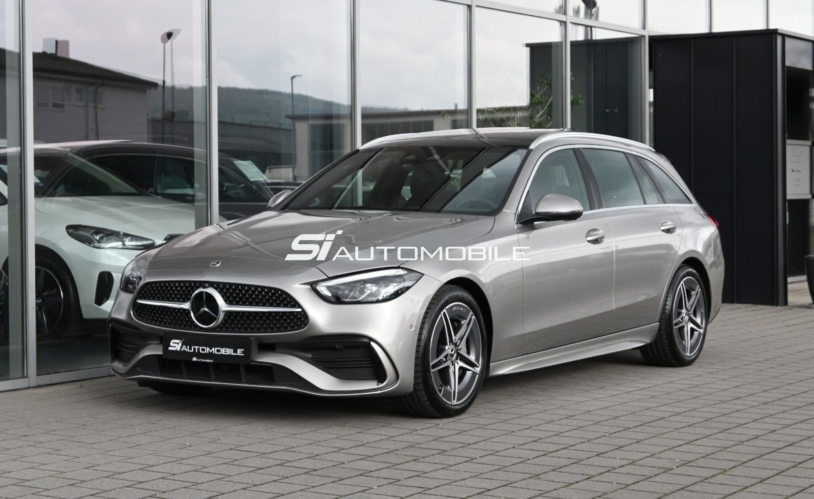 Fahrzeugabbildung Mercedes-Benz C 300 d T AMG Line °ACC°PANORAMA°WINTERPAKET°