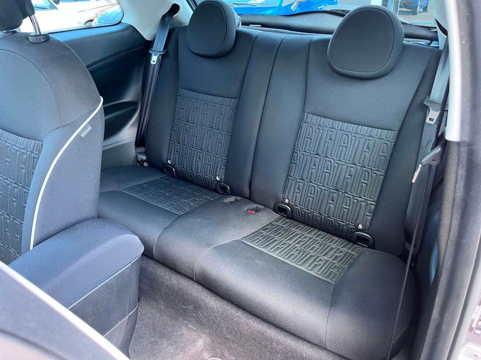 Fahrzeugabbildung Fiat 500e