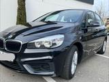 BMW Active Tourer 216d Automatik Navi TÜV neu