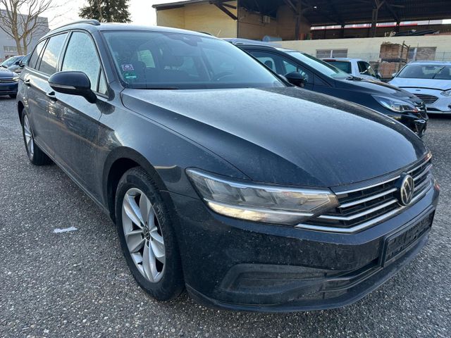 Volkswagen Passat Variant 2.0 TDI Aut./Navi/LED/AHK/12600ne