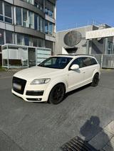 Audi Q7 4.2 FSI V8 S-Line 7 Sitzer Panorama - Audi Q7 4L mit Benzin-Antrieb