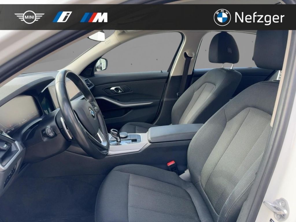 BMW 318 i Limousine  LiveCockpit Prof HIFI Sys. AHK foto 7