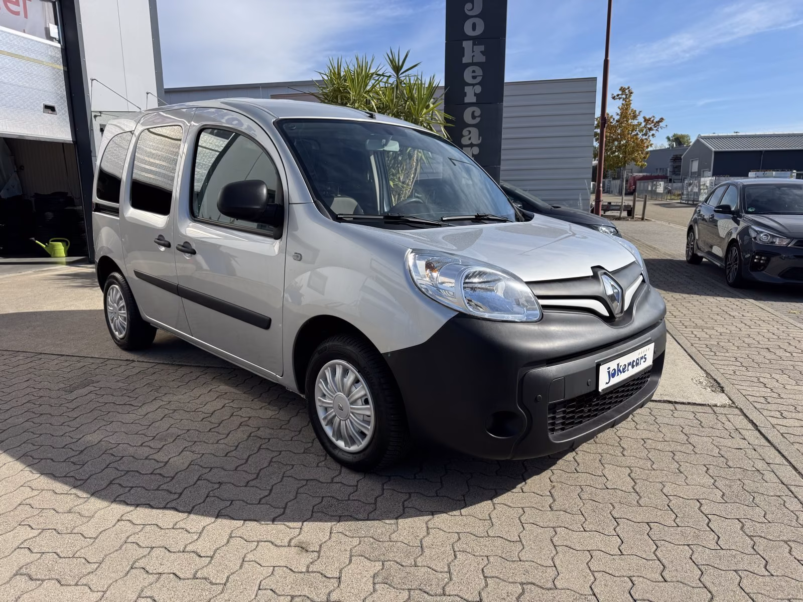 Renault Kangoo dCi 110   Stdheizung/Klima/Navi/PDC/Sorti