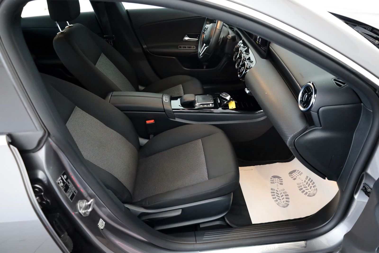 Fahrzeugabbildung Mercedes-Benz CLA 200d SB,Navi,LED,Kamera,Park Paket,AHK el.