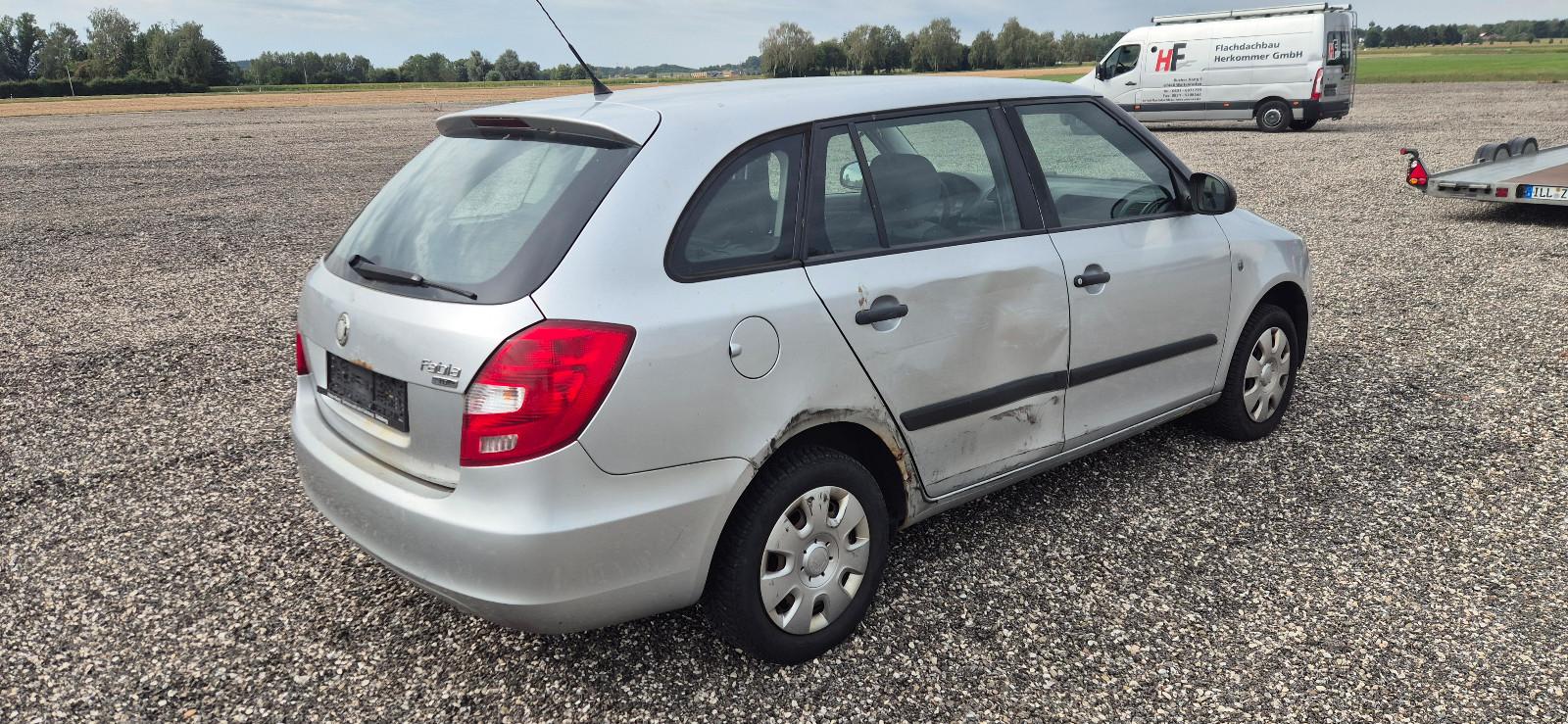 Skoda Fabia 2009 — photo 6