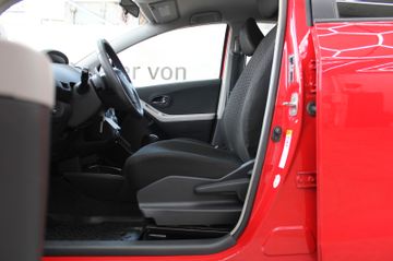 Toyota Yaris - 5