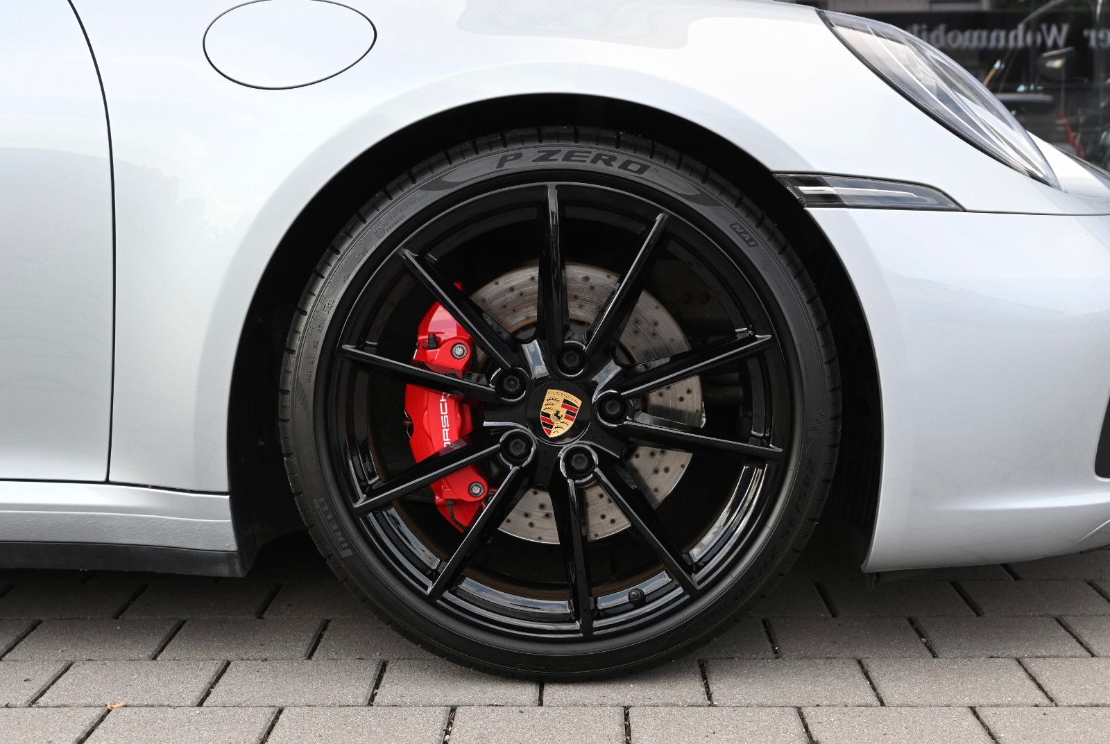 Fahrzeugabbildung Porsche 992 911 Carrera 4S Cabrio °SPORT CHRONO°14-WEGE°