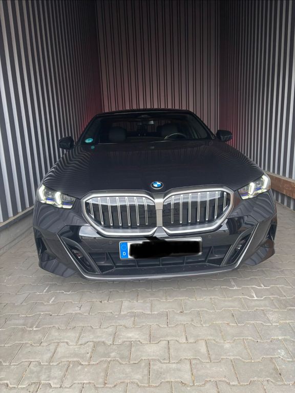 Image of BMW 520