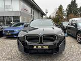 BMW XM 4.4 360° AHK MASSAGE HEAD-UP 23" B&W CARBON - gebrauchte BMW XM aus dem Jahr 2023