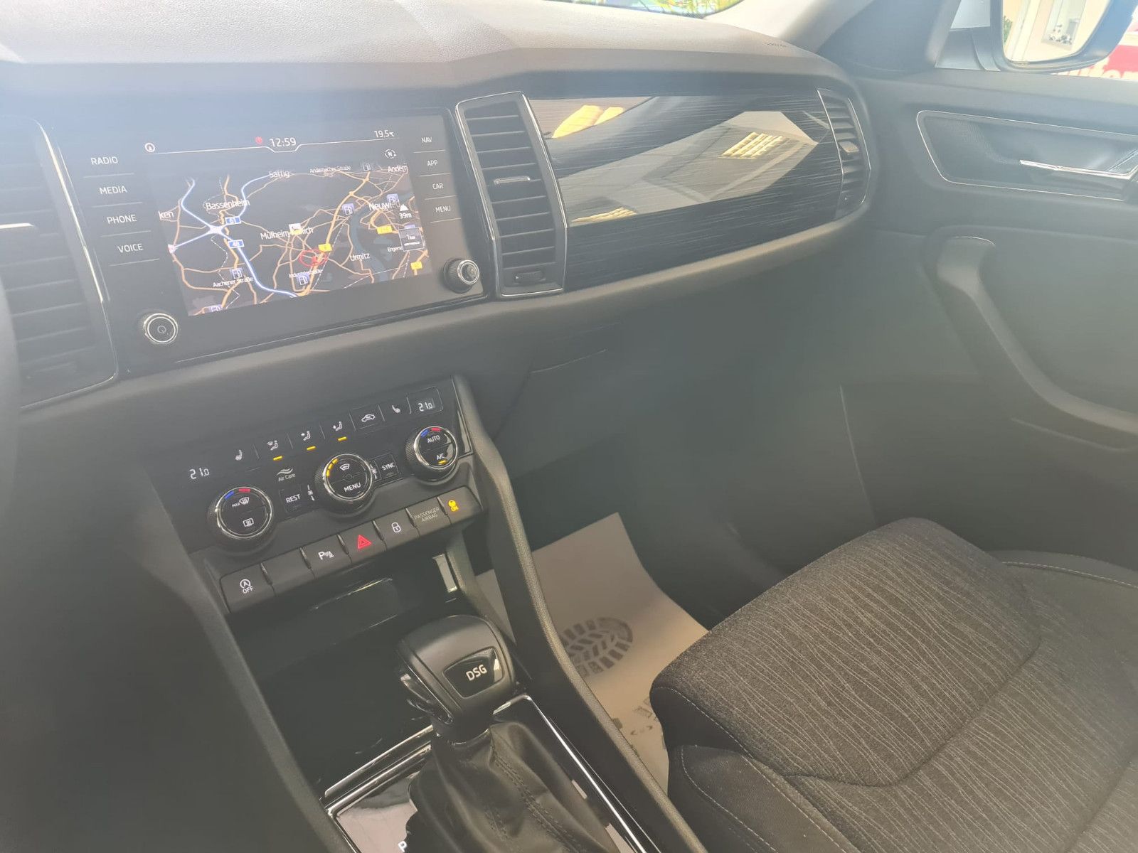 Fahrzeugabbildung SKODA Kodiaq Style / KAMERA / LED / NAVI / AHK