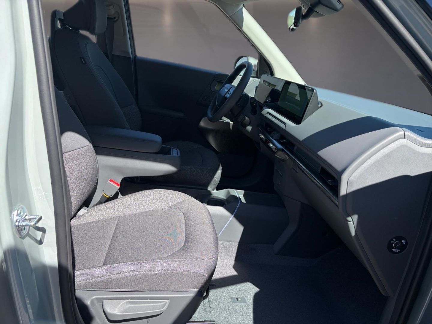 Fahrzeugabbildung Kia EV2 42.2 5S AIR WINTER-CONNECT WÄRMEPUMPE NAVI H