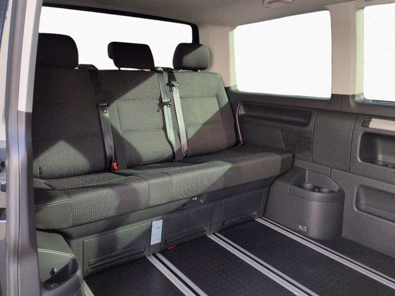 Volkswagen Multivan T6 2.0 TDI DSG StdHz AHK 7Sitz Temp PDC