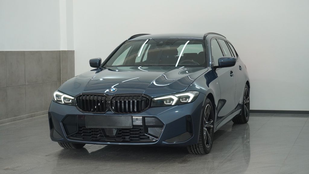 Image of BMW 330