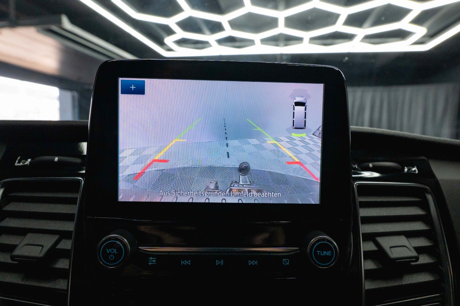 Fahrzeugabbildung Ford Transit Custom Kombi 320 L1 Mixto Sport *LED*19%