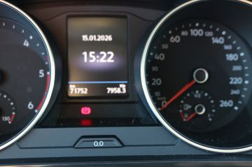 Volkswagen Tiguan - 12