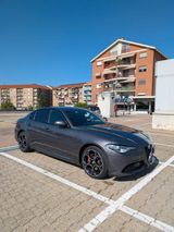 Alfa Romeo Giulia 2.2 Q4 Veloce - Alfa Romeo Giulia in Bochum