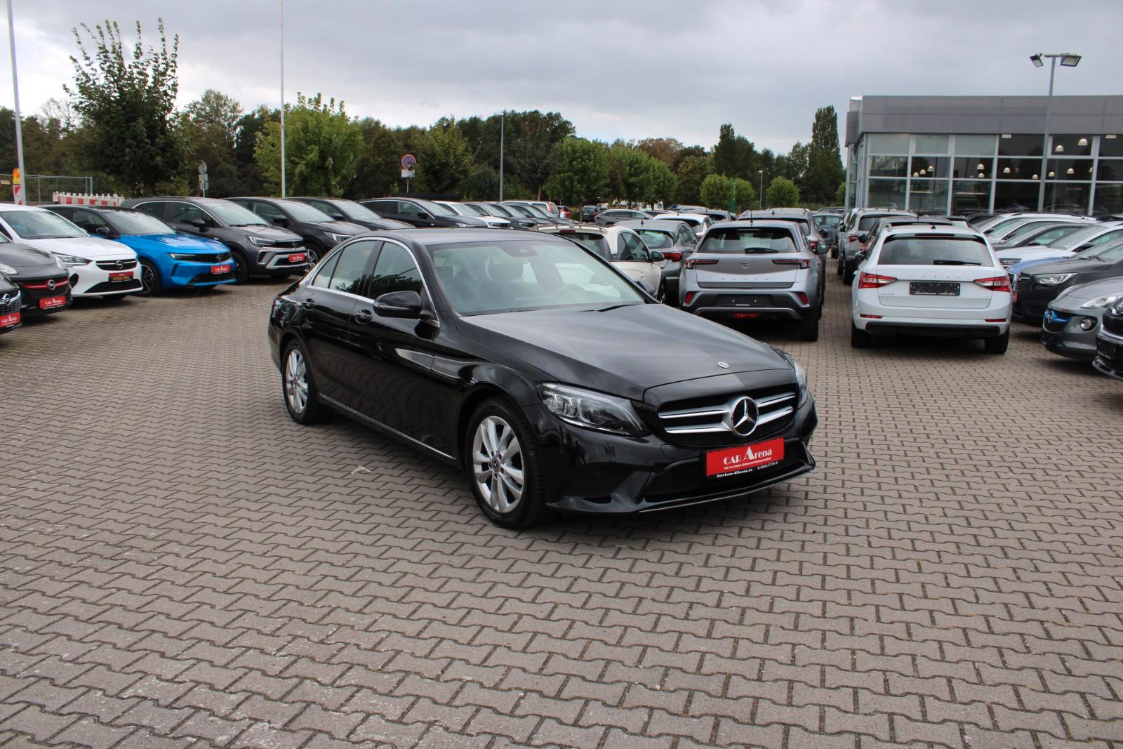 Mercedes-Benz C 220d Limousine*Navi*SHZ*AWR*Kamera*
