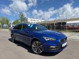 Seat Leon Sportstourer Xcellence e-Hybrid - Seat Leon: Blau