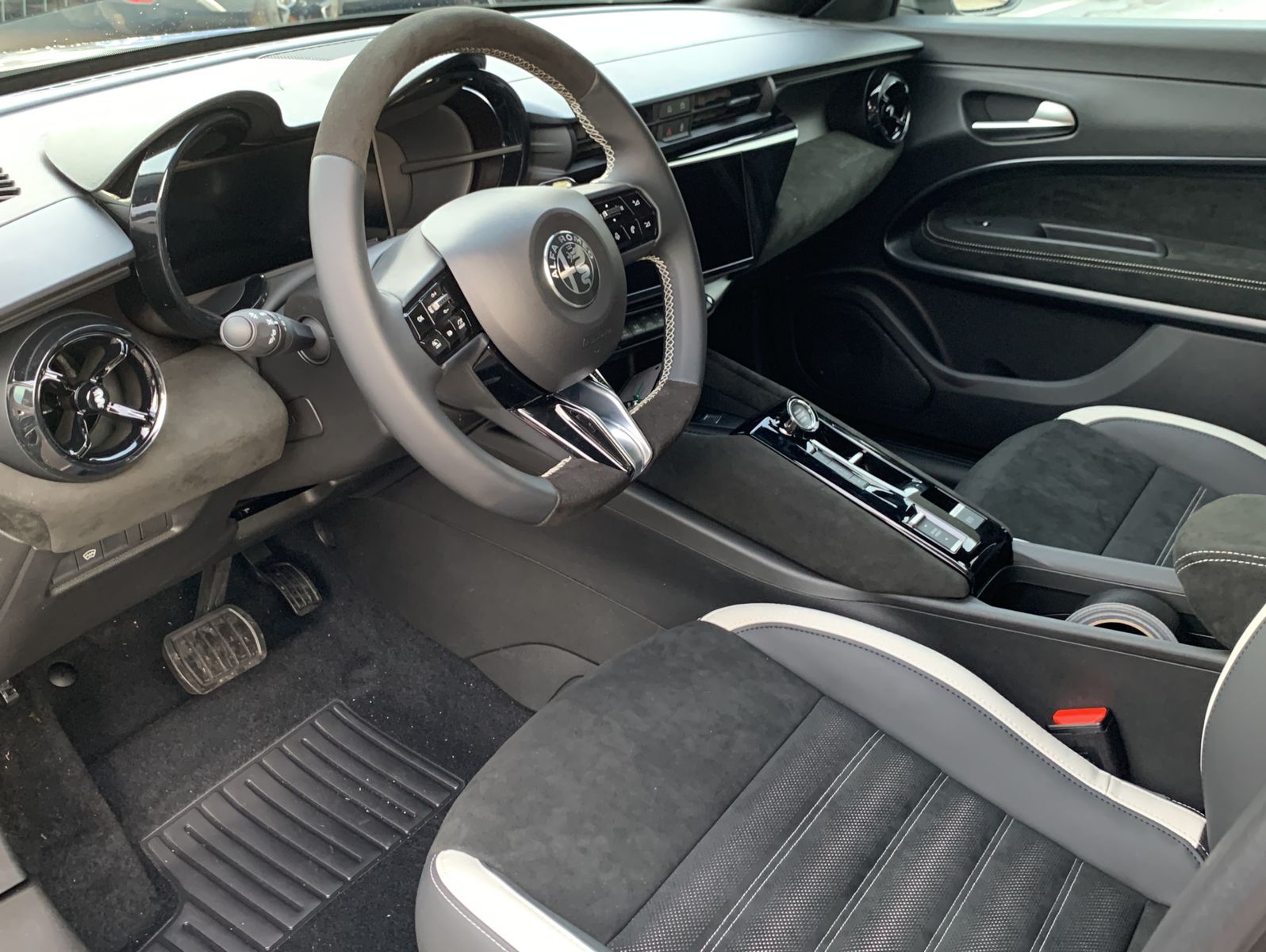 Alfa Romeo Junior - Bild 2