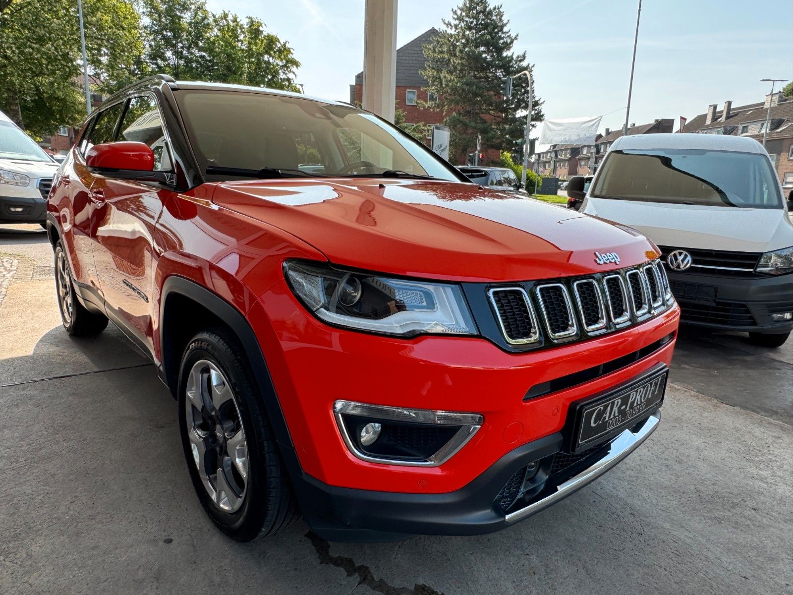 Fahrzeugabbildung Jeep Compass Limited 4WD Autom. Leder/Navi/LED