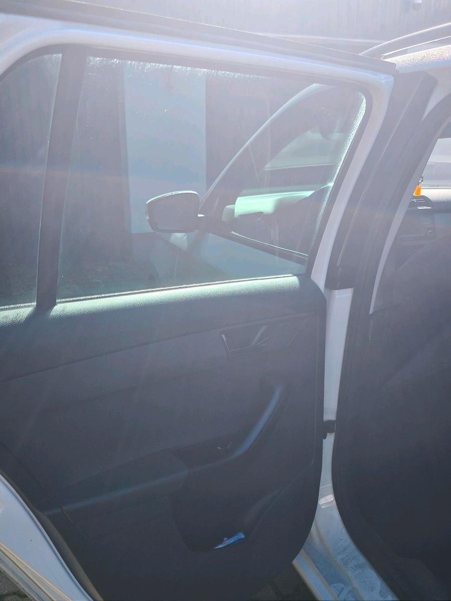 Skoda Fabia 2015 — photo 13