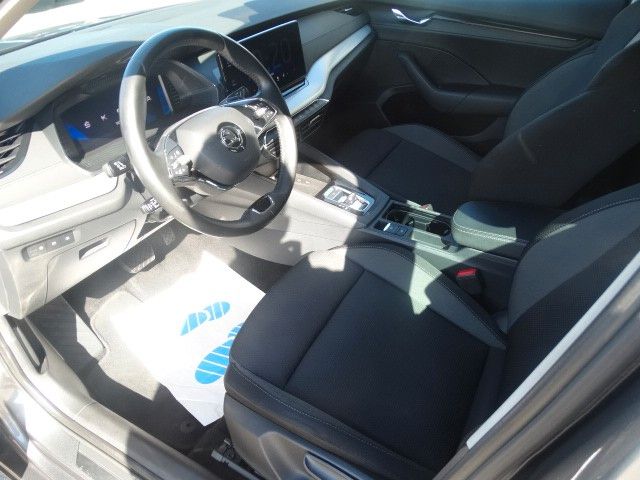ŠKODA Octavia Octavia Combi Tour 2.0 TDI DSG – Bild 11 von 19