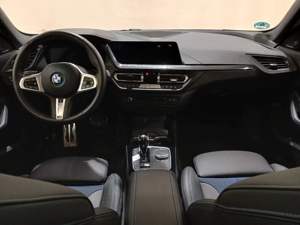 Fahrzeugabbildung BMW 218 Gran Coupé M Sport Pano H&k Leder ACC Kamera