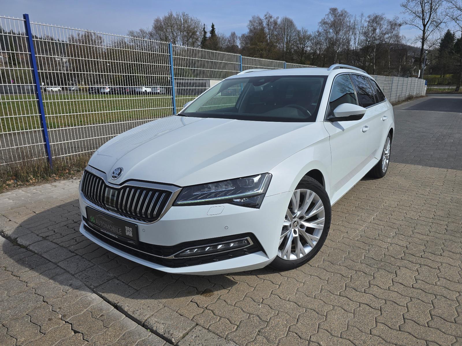 Skoda Superb Combi 2.0 TDI Style °AHK°LEDER°STANDHZG.°