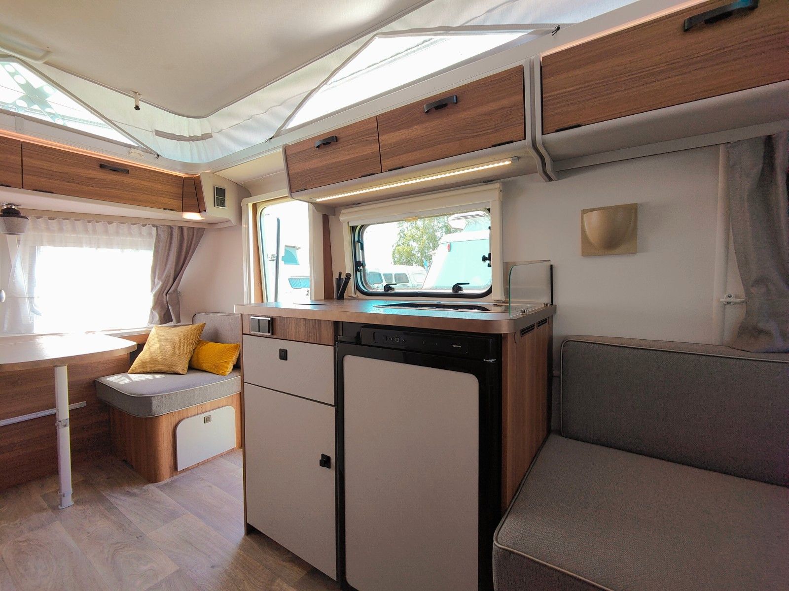 Fahrzeugabbildung HYMER / ERIBA / HYMERCAR TOURING 540 LEGEND URBAN 2025