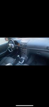 Toyota Auto Toyota Avensis 2.2 D-4D D- - Toyota Avensis aus 2007 mit Diesel-Antrieb