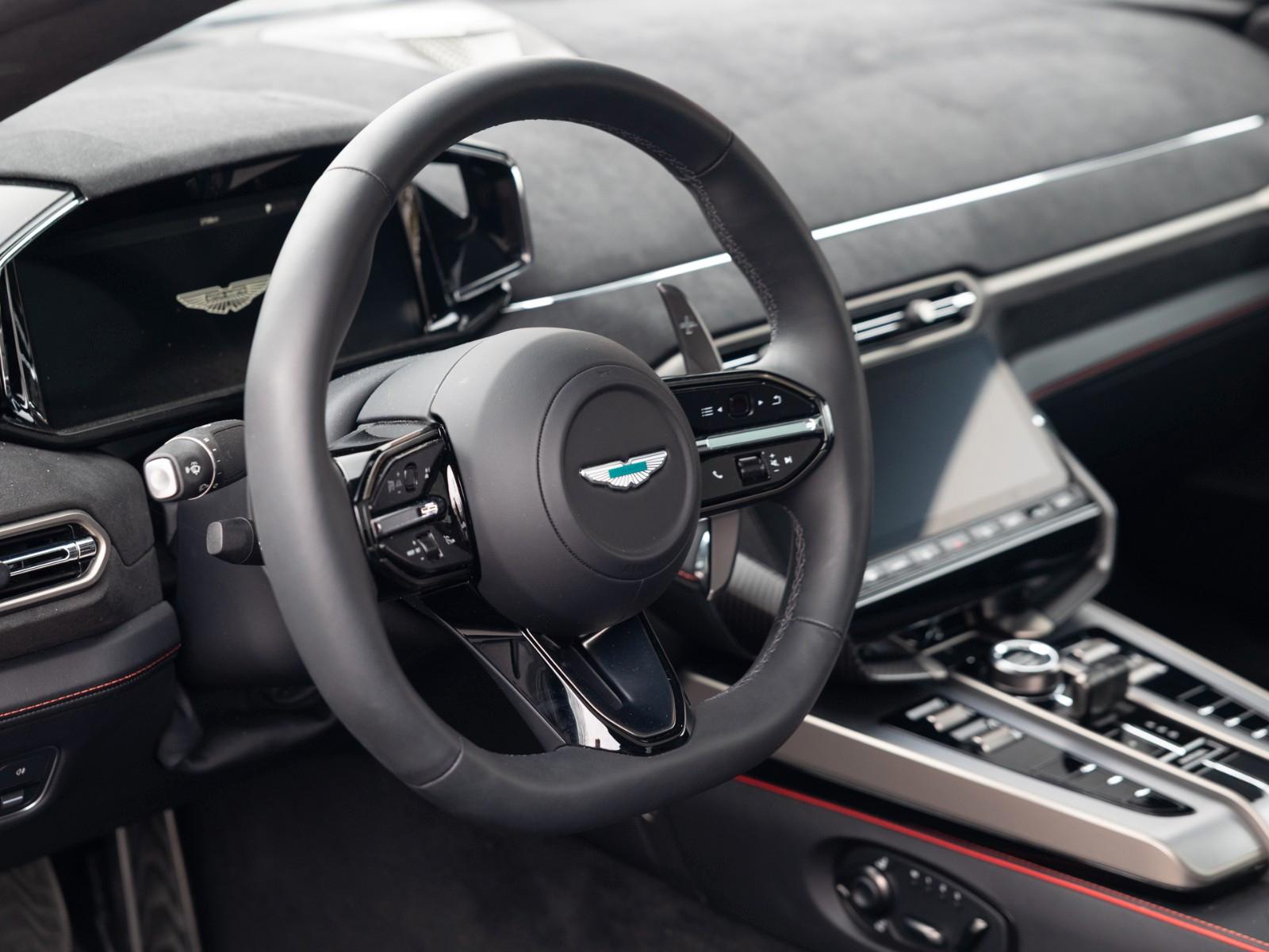 Aston Martin Vanquish | Titan Auspuff | Black Pack