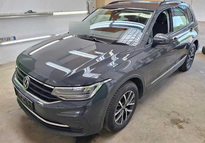 Volkswagen Tiguan Life 2.0 TDI DSG/Kamera/LED/Navi/15200net