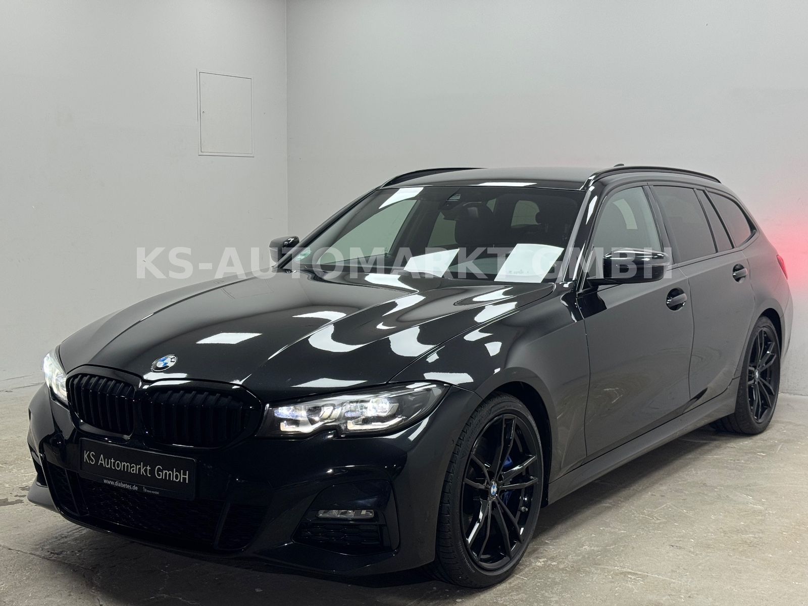 BMW 320 d Touring*M Sport Shadow*Navi*PDC*1-HAND*