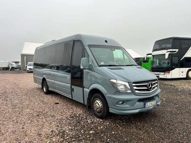 Mercedes-Benz Sprinter 519