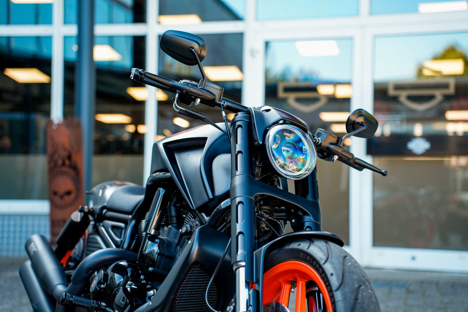 Fahrzeugabbildung Harley-Davidson VRSDCX Night Rod Special - BBC Dragbar AIRRIDE